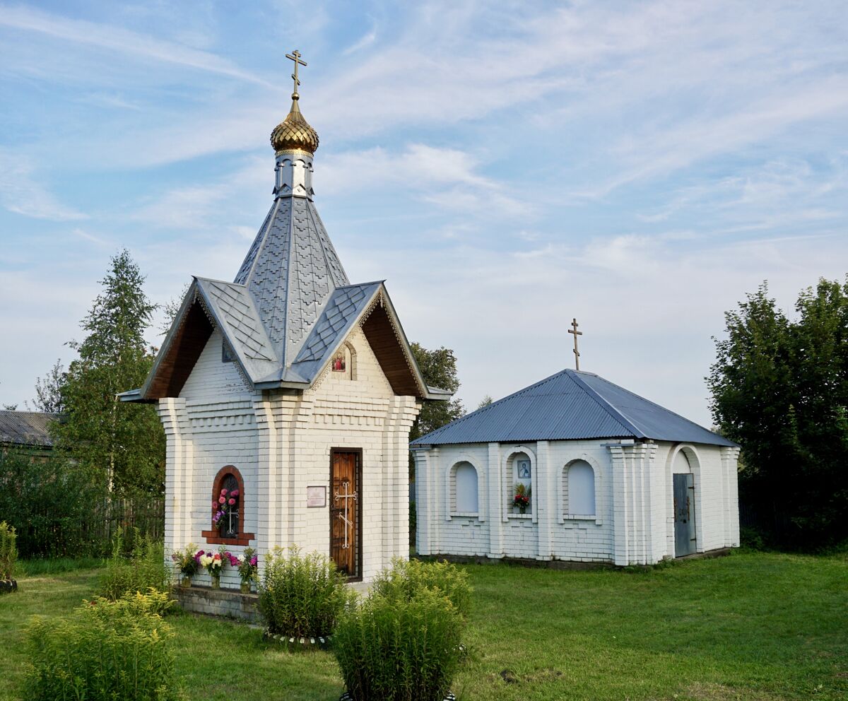 Часовня Илии Пророка, Гридино (Орехово-Зуевский городской округ, Московская область). общий вид в ландшафте