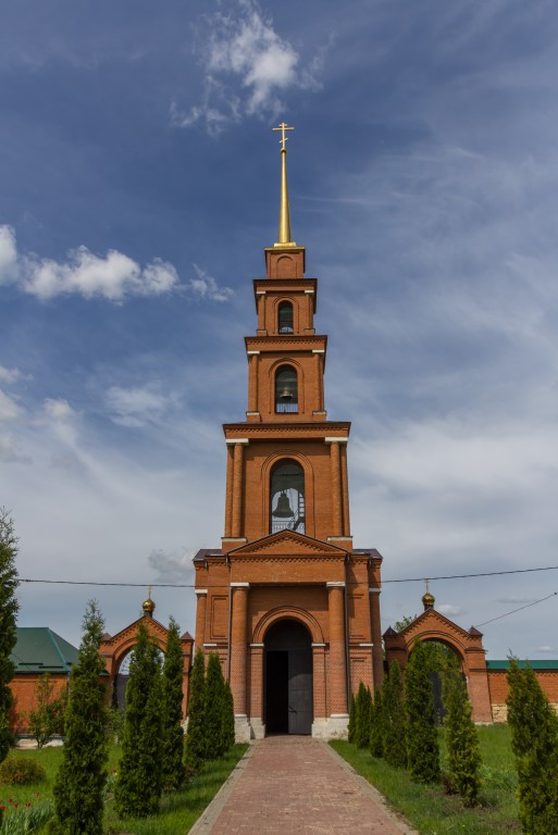 Тюнино. Богородицко-Тихоновский Тюнинский женский монастырь. Колокольня. фасады, Вид с запада