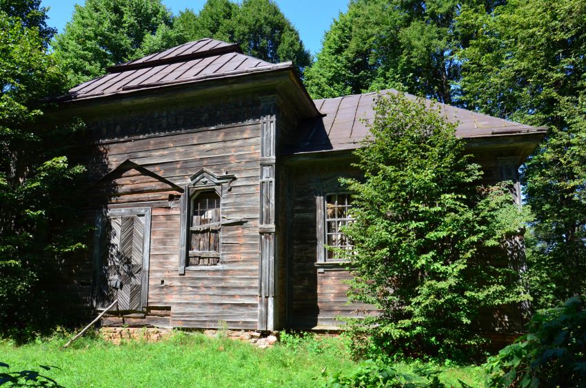 Церковь Илии Пророка, Скверета (Хиславичский район, Смоленская область). фасады