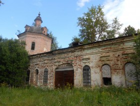 Ботыли (Ивановское). Церковь Воскресения Христова