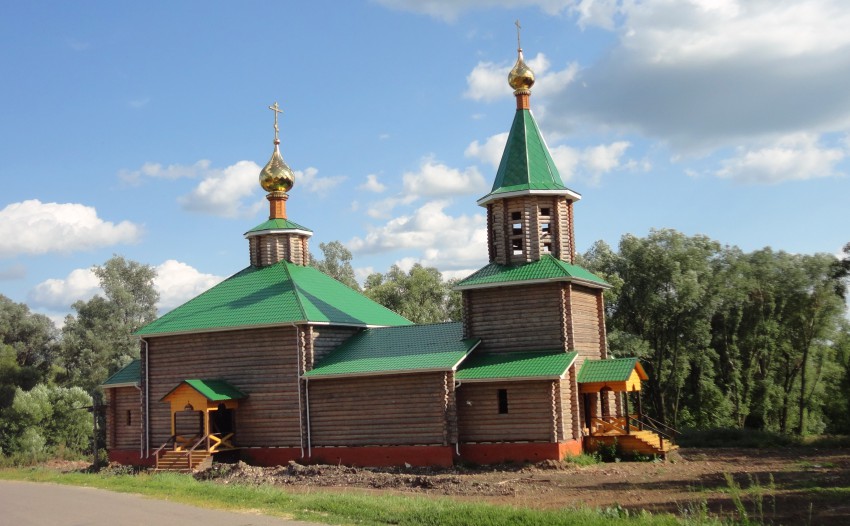 Тольский Майдан. Церковь Троицы Живоначальной. фасады