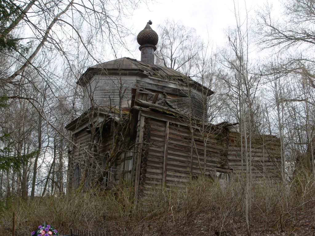 Детково. Церковь Воскресения Христова. фасады