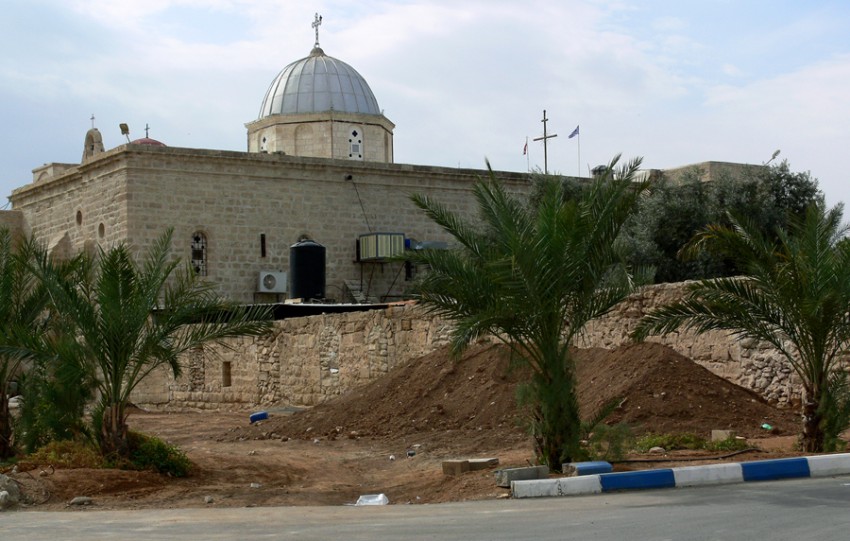 Иудейская пустыня, Иерихон. Монастырь Герасима Иорданского. общий вид в ландшафте, Общий вид с северо-востока