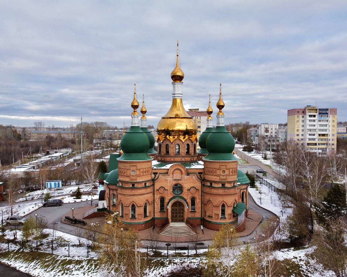 Церковь Иоанна Кронштадтского, Берёзовский (Берёзовский, город, Кемеровская область). фасады, Южный фасад