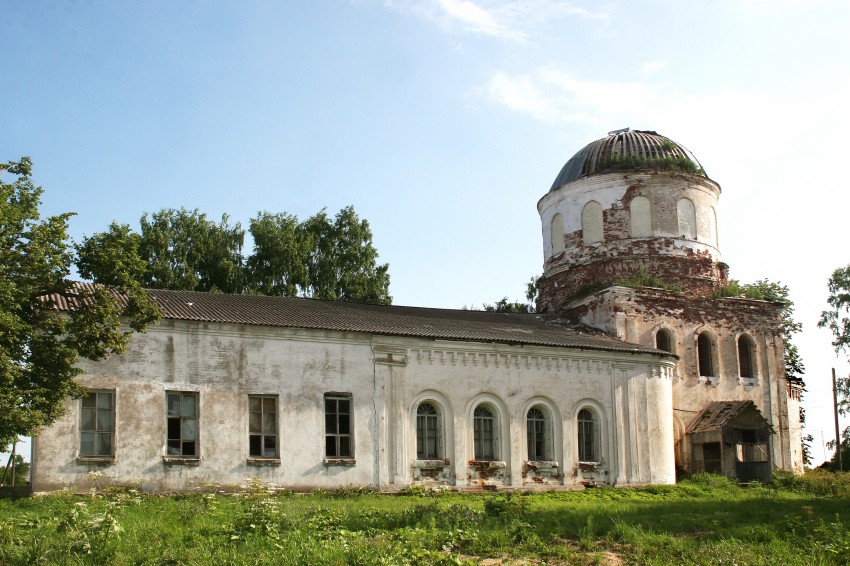 Церковь Троицы Живоначальной, Лукино (Сандовский район, Тверская область). фасады