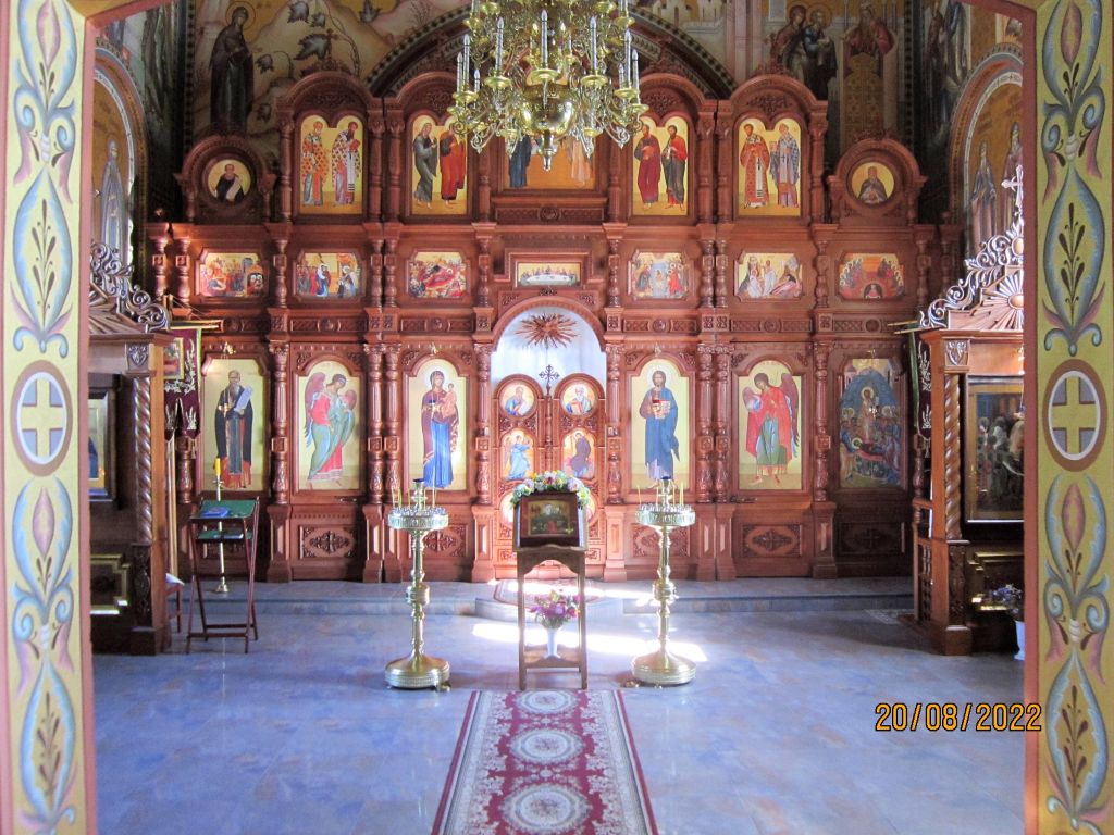 Сяндемский Успенский женский монастырь. Собор Успения Пресвятой Богородицы, Сяндеба (Олонецкий район, Республика Карелия). интерьер и убранство, Иконостас