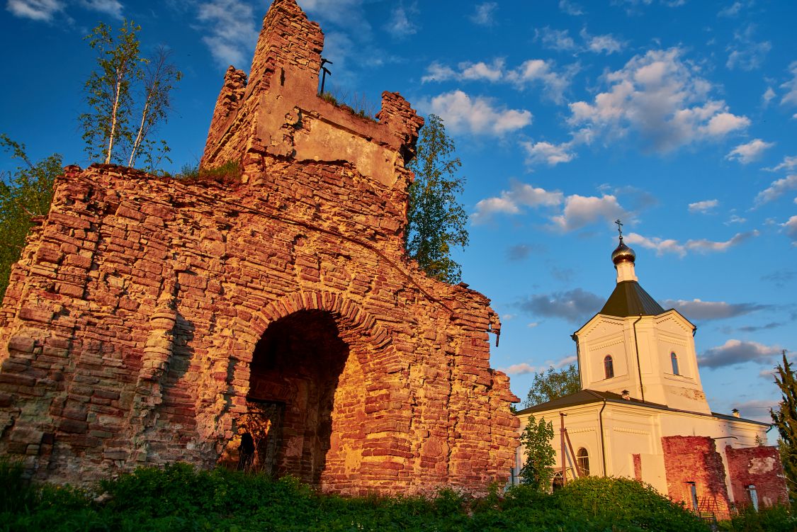 Красиковщина. Церковь Троицы Живоначальной. фасады