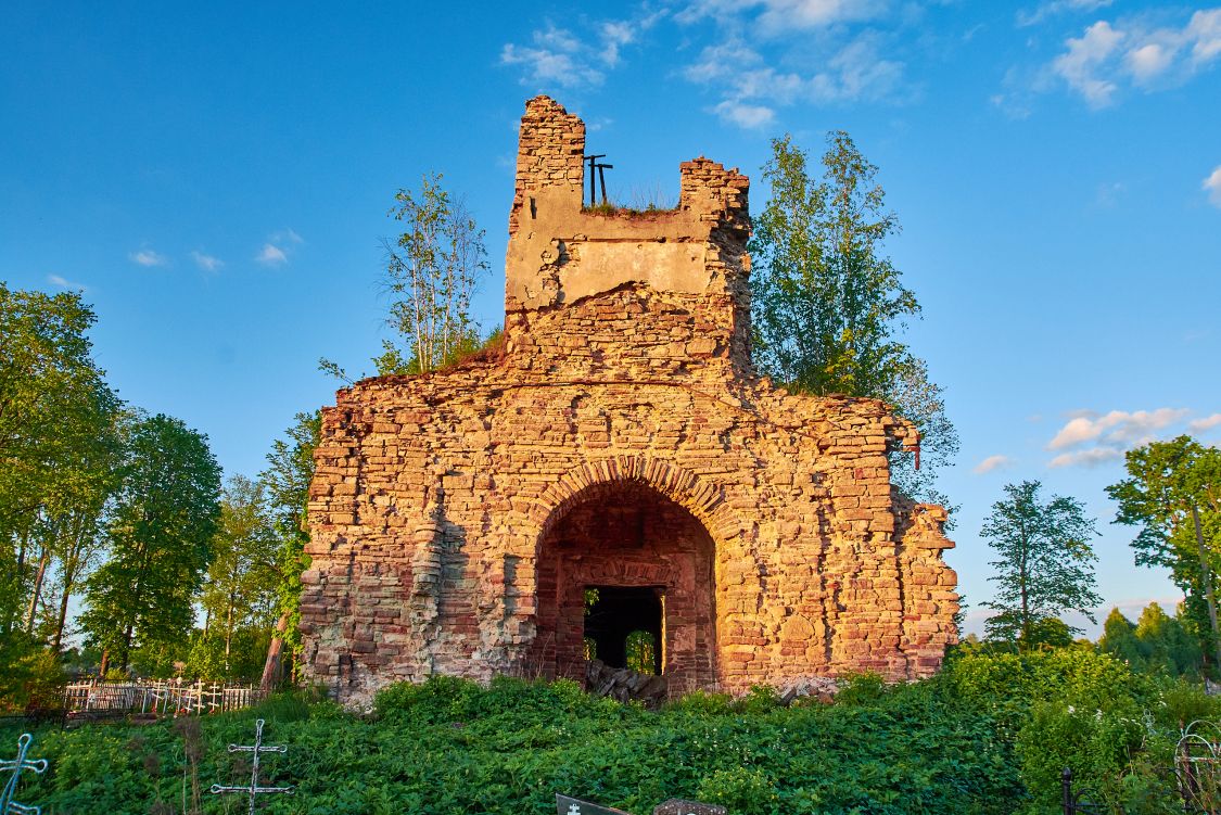 Церковь Троицы Живоначальной, Красиковщина (Псковский район, Псковская область). фасады