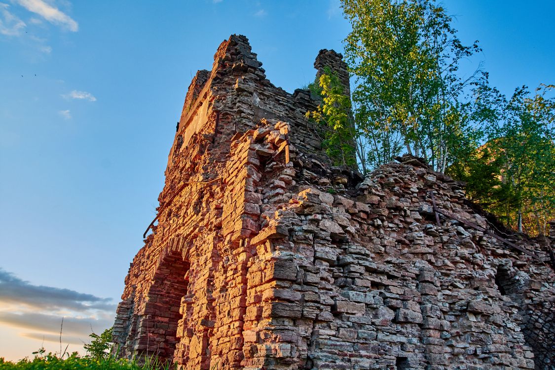 Церковь Троицы Живоначальной, Красиковщина (Псковский район, Псковская область). архитектурные детали