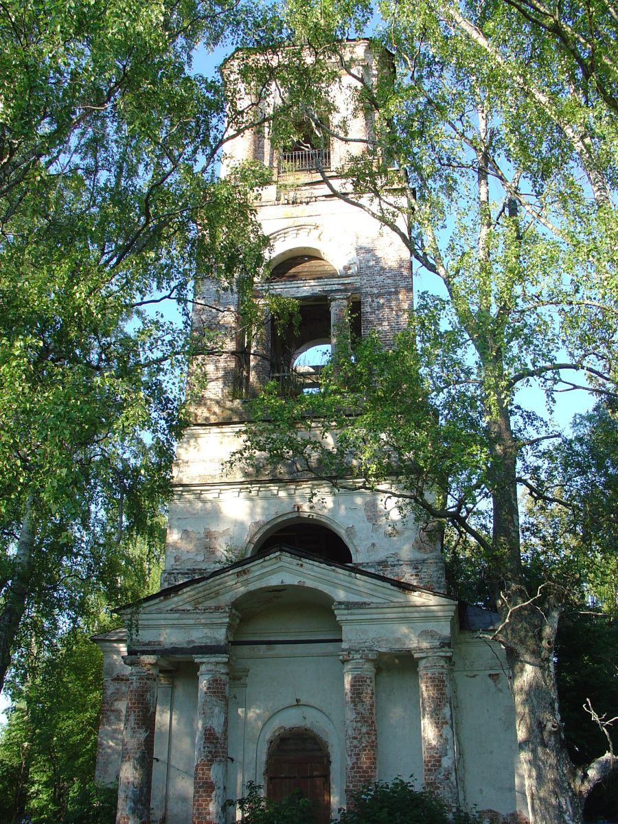 Церковь Тихвинской иконы Божией Матери, Морозовское (Галичский район, Костромская область). архитектурные детали
