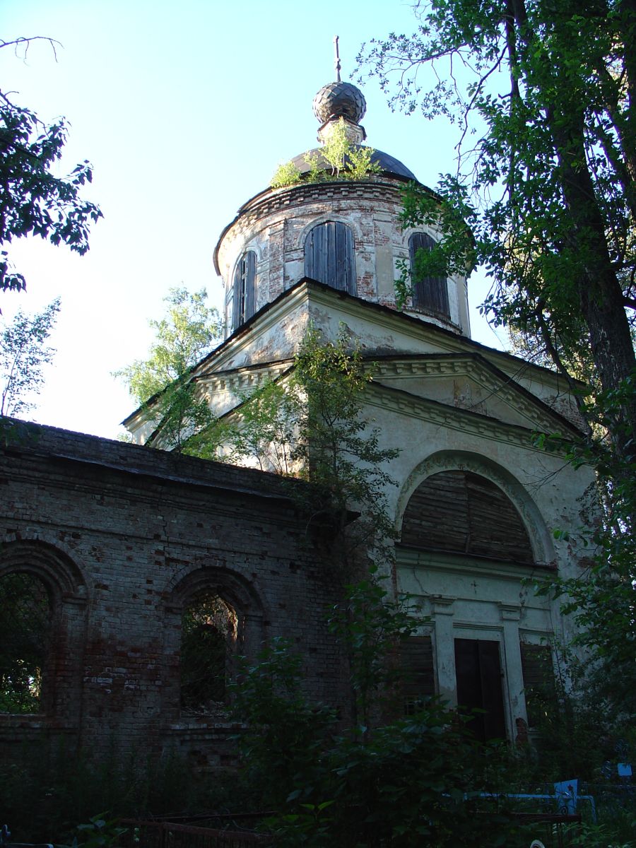 Церковь Тихвинской иконы Божией Матери, Морозовское (Галичский район, Костромская область). архитектурные детали