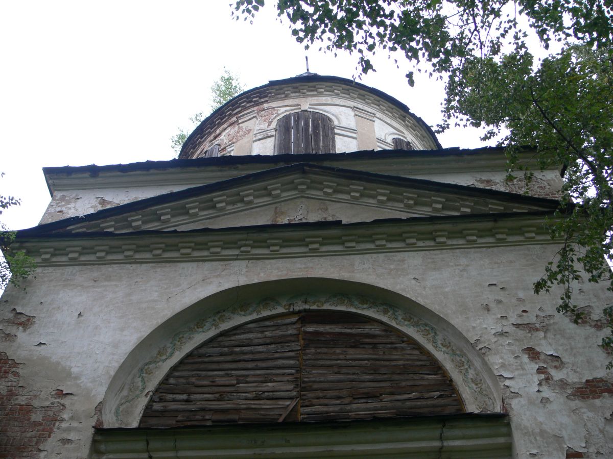 Церковь Тихвинской иконы Божией Матери, Морозовское (Галичский район, Костромская область). архитектурные детали