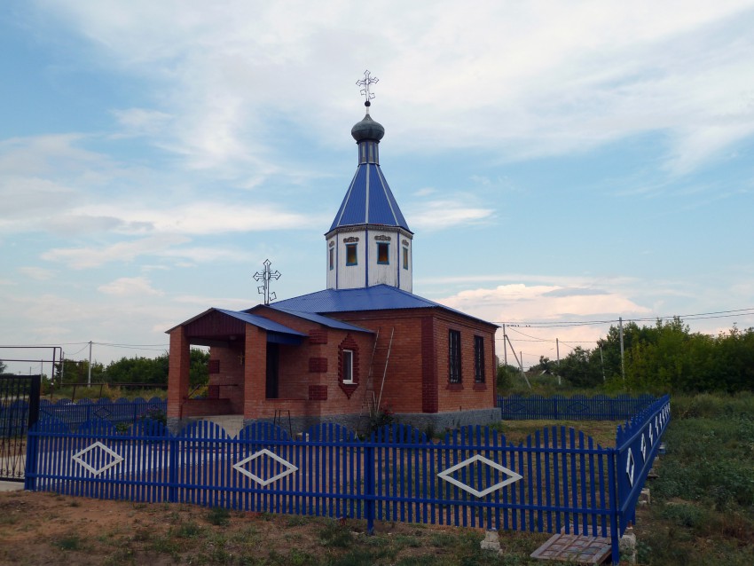 Герасимовка. Церковь Покрова Пресвятой Богородицы. общий вид в ландшафте