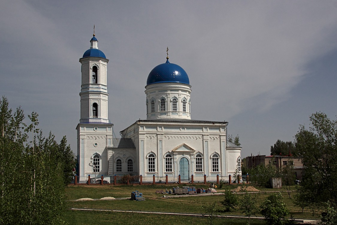Церковь Казанской иконы Божией Матери, Алексеевка (Алексеевский район, Самарская область). общий вид в ландшафте