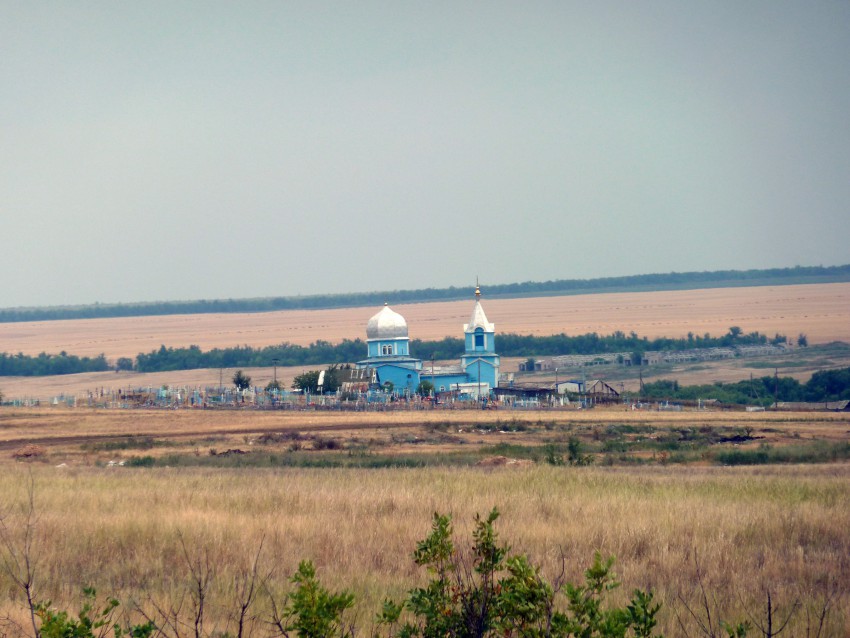 Церковь Михаила Архангела, Ореховка (Алексеевский район, Самарская область). общий вид в ландшафте