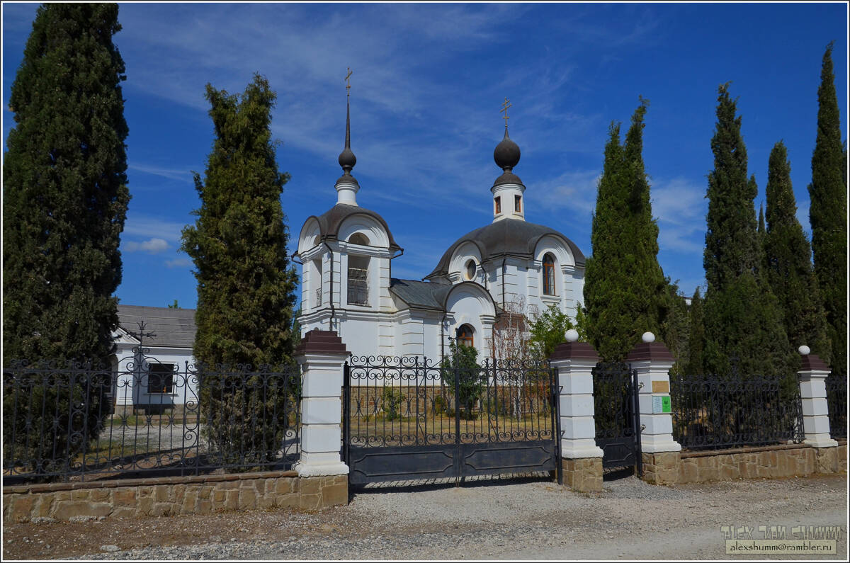 Церковь Иоанна Кронштадтского, Морское (Судак, город, Республика Крым). фасады