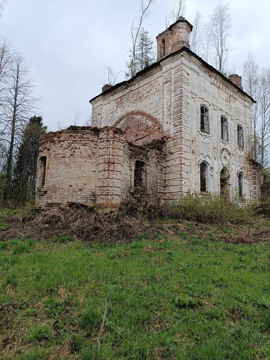 Церковь Троицы Живоначальной, Георгий Верхний, урочище (Галичский район, Костромская область). фасады