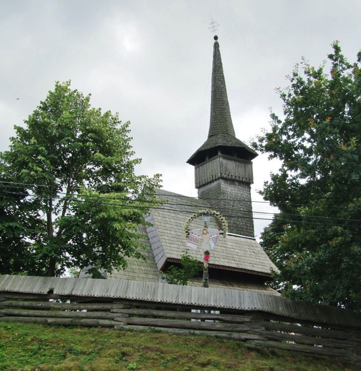 Новоселица. Церковь Успения Пресвятой Богородицы. фасады, вид с севера