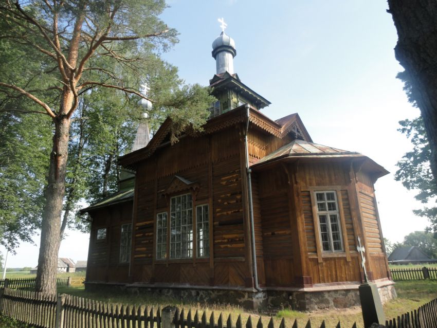 Церковь Никандра Мирского, Лебенишкяй (Паневежский уезд, Литва). фасады