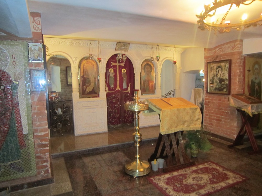 Серафимо-Знаменский скит. Церковь Серафима Саровского и иконы Божией Матери 