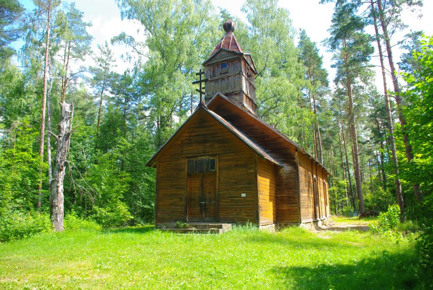 Неизвестная старообрядческая моленная, Крупенишки (Резекненский край и г. Резекне, Латвия). общий вид в ландшафте