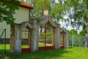 Неизвестная старообрядческая моленная, Ворота в моленную.<br>, Скангели, Прейльский край, Латвия