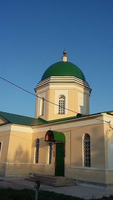 Церковь Смоленской иконы Божией Матери, Державино (Бузулукский район, Оренбургская область). архитектурные детали