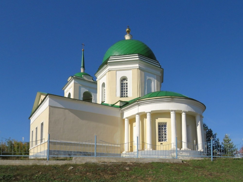 Церковь Смоленской иконы Божией Матери, Державино (Бузулукский район, Оренбургская область). фасады