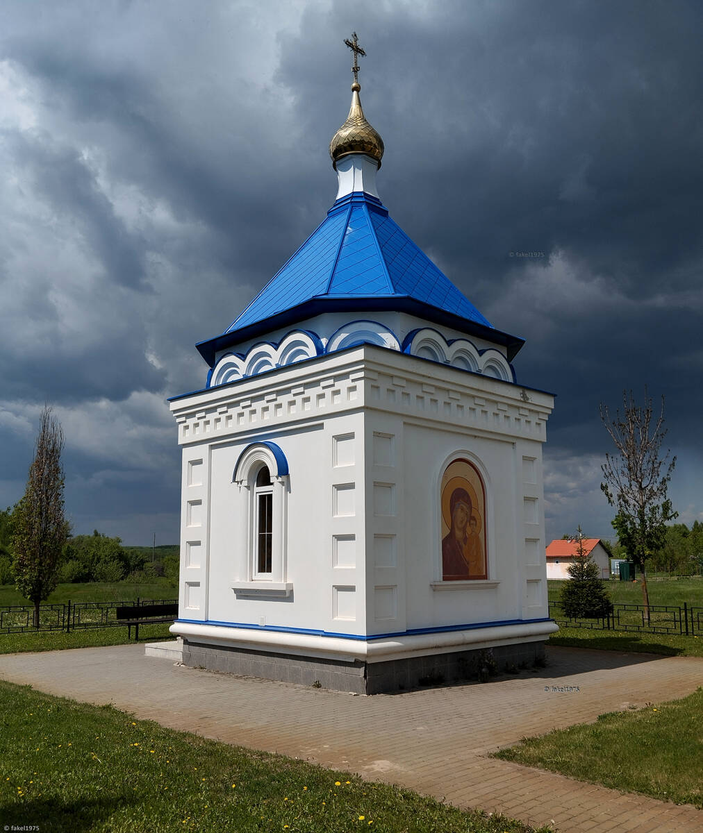 Часовня Казанской иконы Божией Матери, Забугорье (Верхнехавский район, Воронежская область). фасады