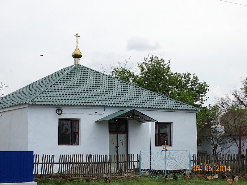 Озёрное. Церковь Антония Печерского. фасады