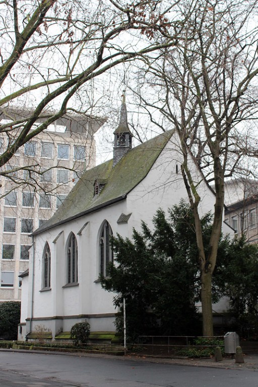 Кёльн (Köln). Церковь Константина и Елены. общий вид в ландшафте