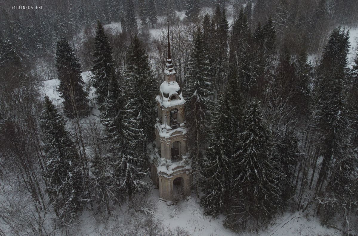 Церковь Рождества Пресвятой Богородицы, Дмитрий-Грива (Галичский район, Костромская область). архитектурные детали
