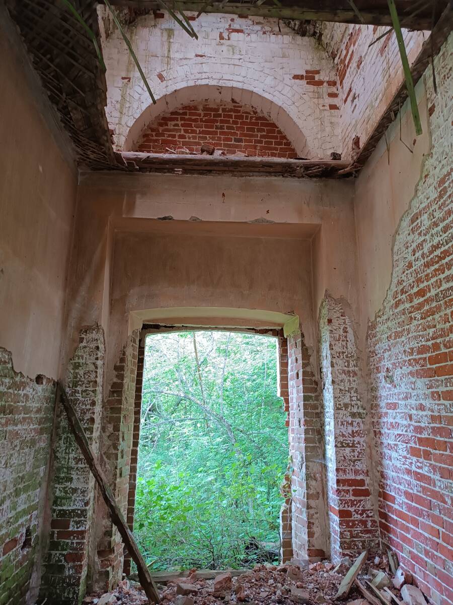 Церковь Николая Чудотворца, Затока (Галичский район, Костромская область). архитектурные детали