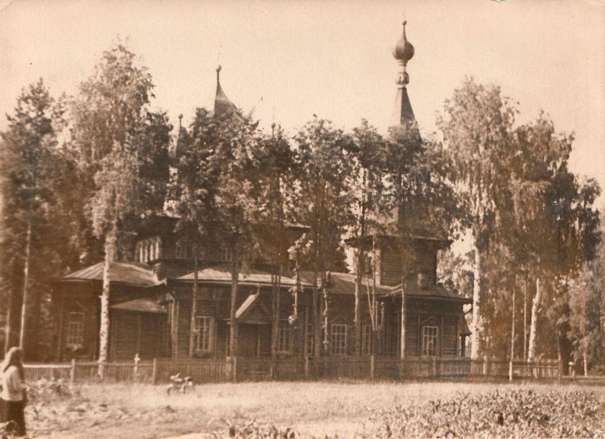 Покрова Пресвятой Богородицы женский монастырь. Церковь Трифона Вятского, Каменное Заделье (Балезинский район, Республика Удмуртия). архивная фотография, Из фотоархива монаха Ефрема