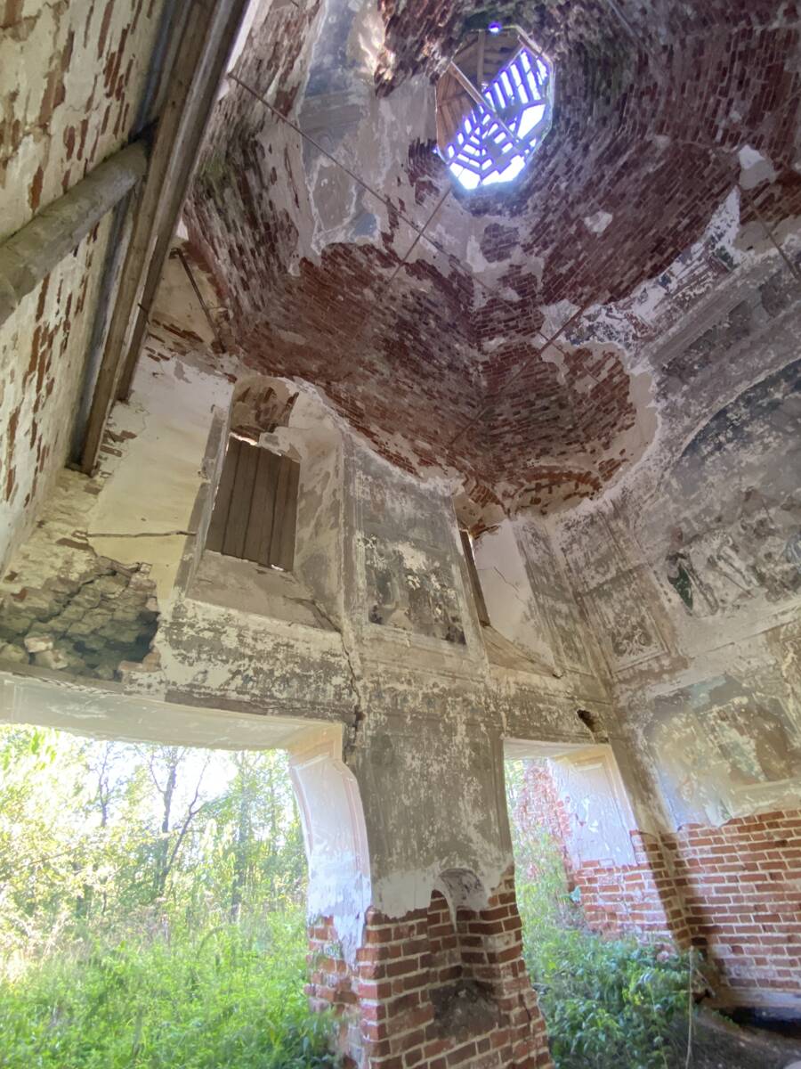Церковь Николая Чудотворца, Тарасово (Вологодский район, Вологодская область). интерьер и убранство