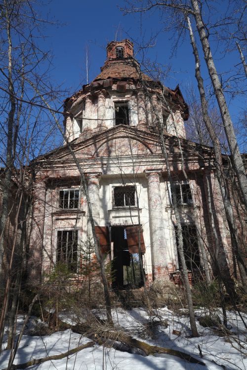 Церковь Троицы Живоначальной, Мостище, урочище (Галичский район, Костромская область). архитектурные детали