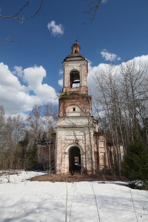 Церковь Троицы Живоначальной, Мостище, урочище (Галичский район, Костромская область). фасады