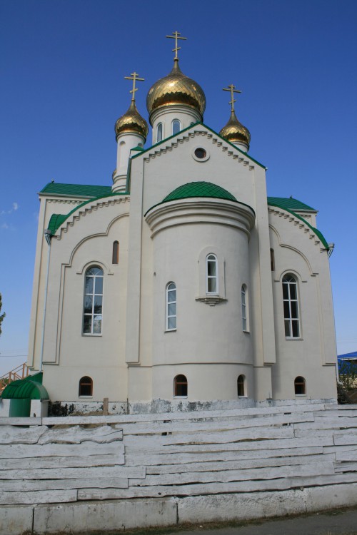Егорлыкская. Церковь Николая Чудотворца. общий вид в ландшафте