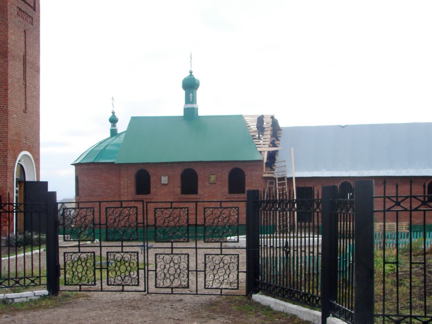 Марфо-Мариинский женский монастырь, Ира (Кумертау, город, Республика Башкортостан). общий вид в ландшафте