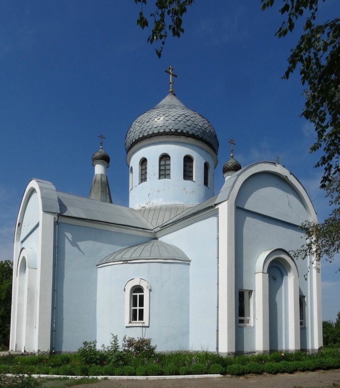 Урицкое. Церковь Рождества Пресвятой Богородицы. фасады