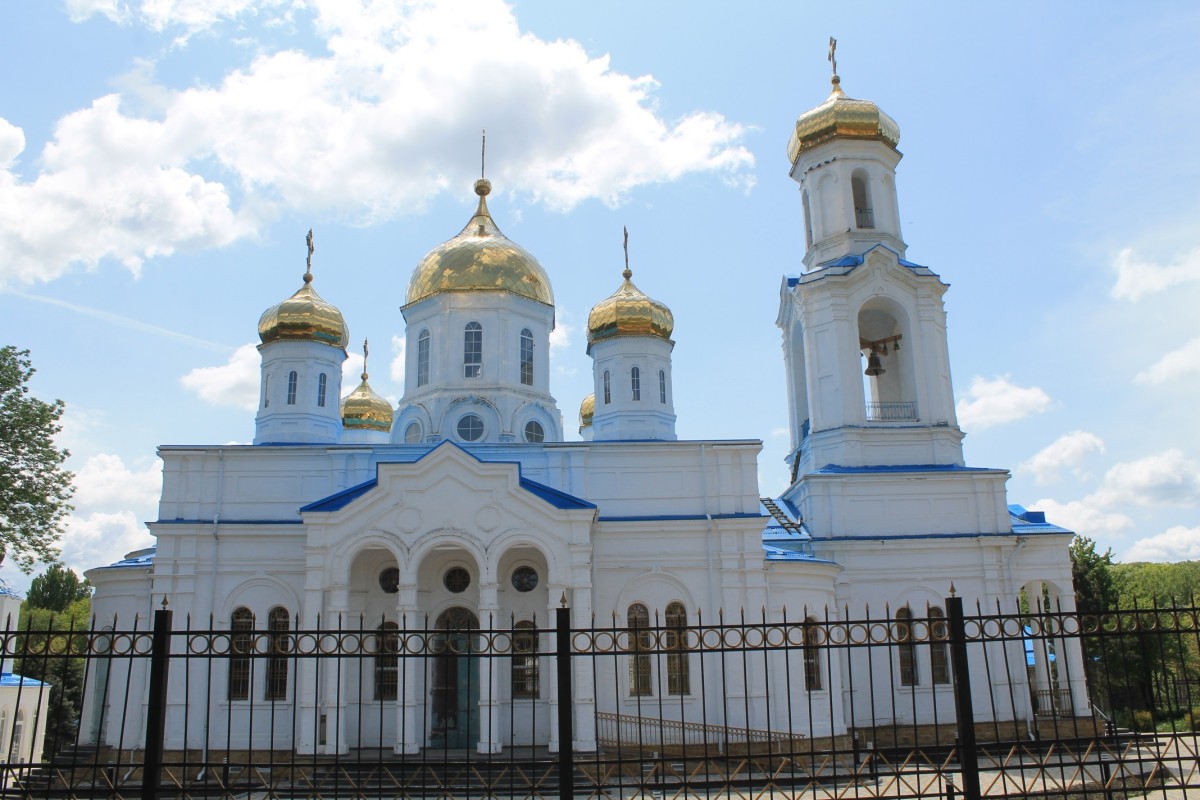 Церковь Димитрия Солунского, Калиновское (Александровский район, Ставропольский край). фасады