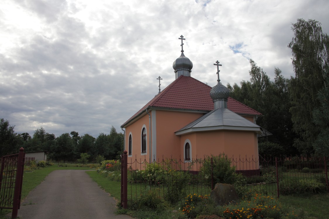 Церковь Георгия Победоносца, Красный Берег (Жлобинский район, Беларусь, Гомельская область). фасады