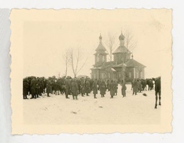 Дворец. Церковь Сошествия Святого Духа. архивная фотография, Фото 1941 г. с аукциона e-bay.de