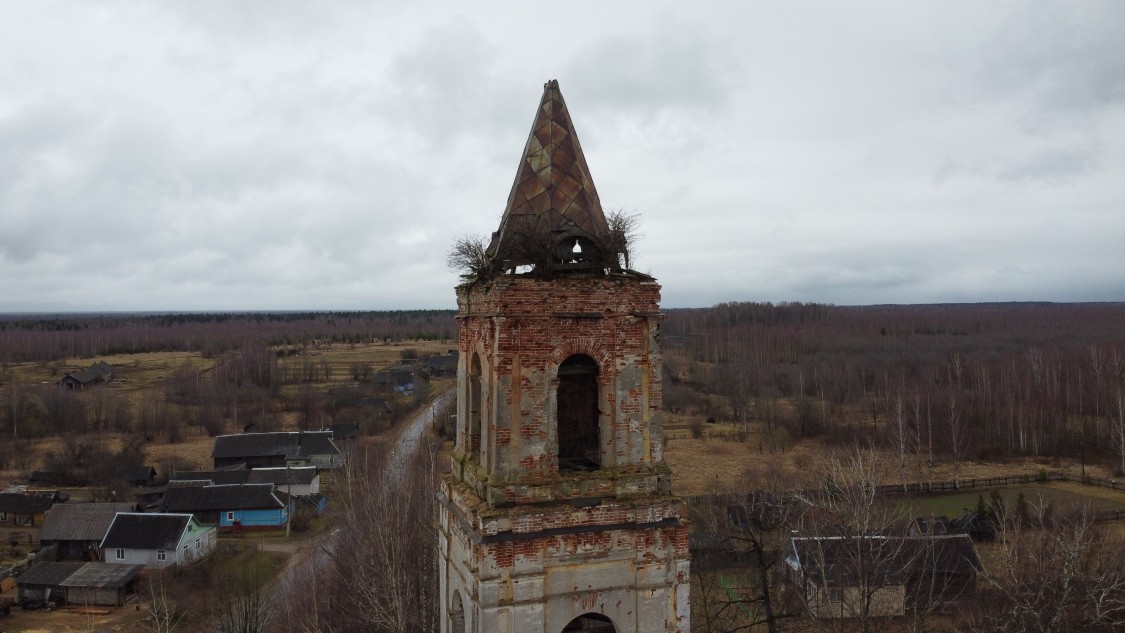 Колокольня церкви Покрова Пресвятой Богородицы, Чистая Дуброва (Весьегонский район, Тверская область). архитектурные детали