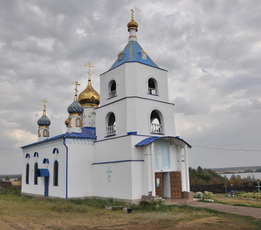 Беловка. Церковь Покрова Пресвятой Богородицы. фасады