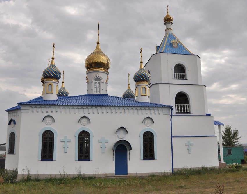 Церковь Покрова Пресвятой Богородицы, Беловка (Богатовский район, Самарская область). фасады