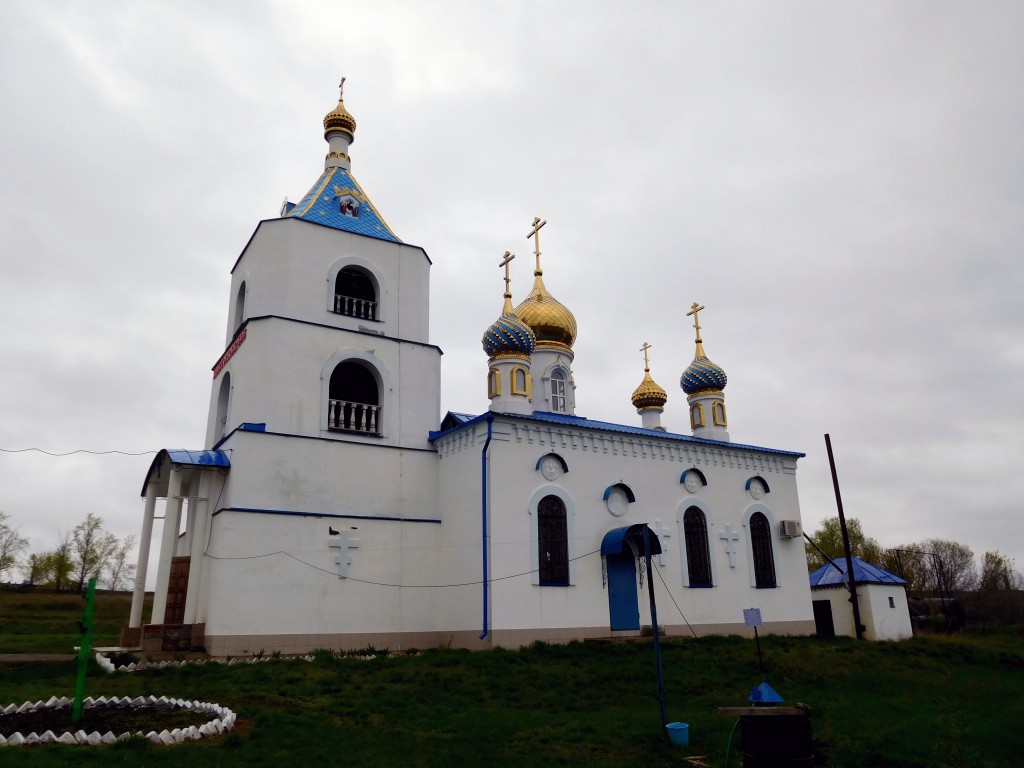 Церковь Покрова Пресвятой Богородицы, Беловка (Богатовский район, Самарская область). фасады
