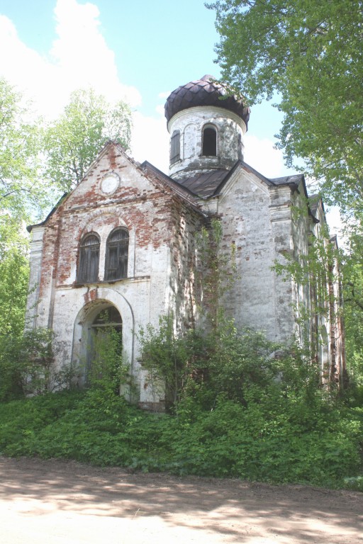 Неизвестная церковь, Залужье (погост Поляны) (Сандовский район, Тверская область). фасады