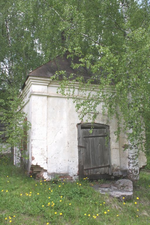 Часовня Троицы Живоначальной, Любегощи (Весьегонский район, Тверская область). фасады