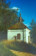 Часовня Троицы Живоначальной, 1993<br>, Любегощи, Весьегонский район, Тверская область